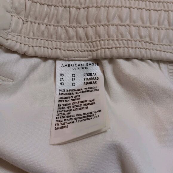 American Eagle Outfitters Faux Leather Cargo Pants Cream Size 12 Regular Stretch - Picture 11 of 12